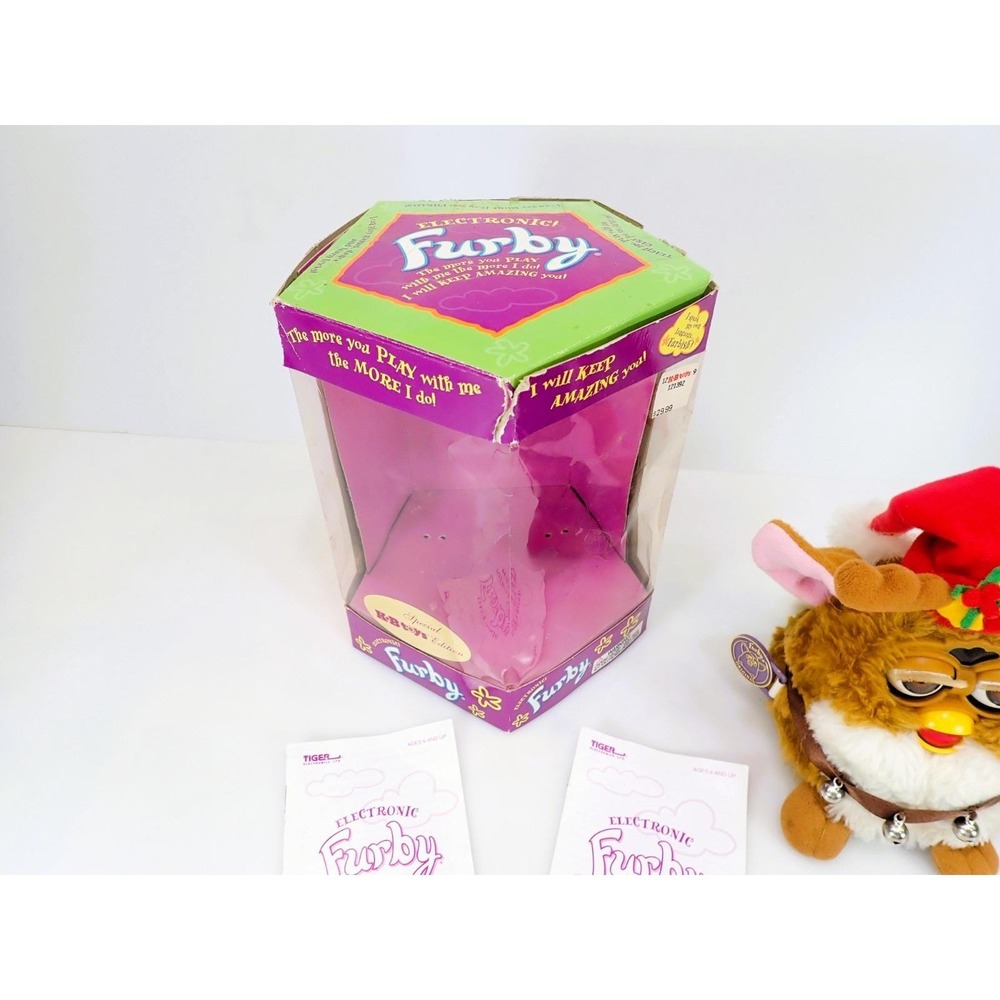 Vtg. 1999 Tiger Furby Special KB Toys Edition Reindeer Holiday Tested Works Box - Picture 11 of 16
